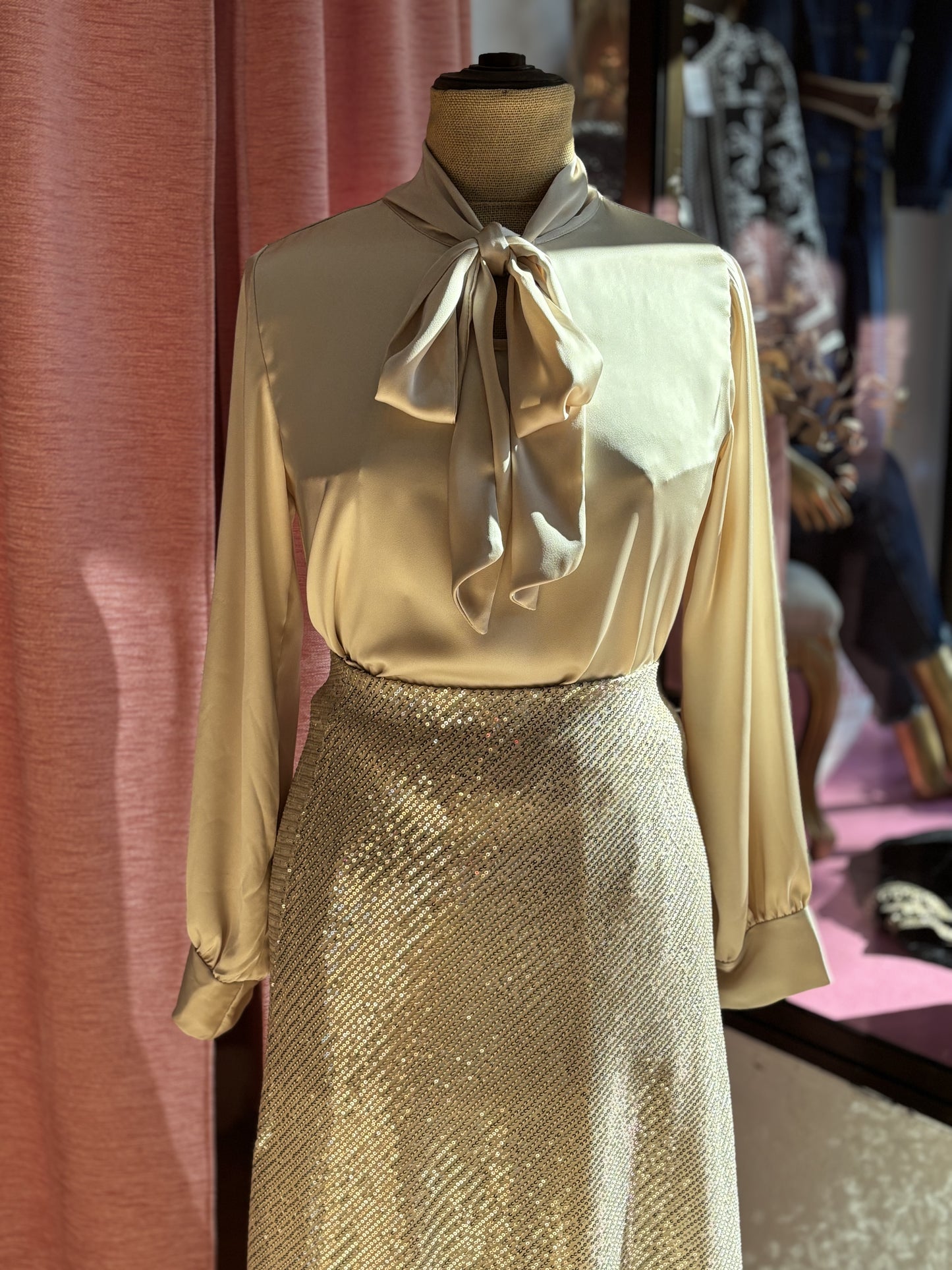 FALDA LENTEJUELAS BEIGE