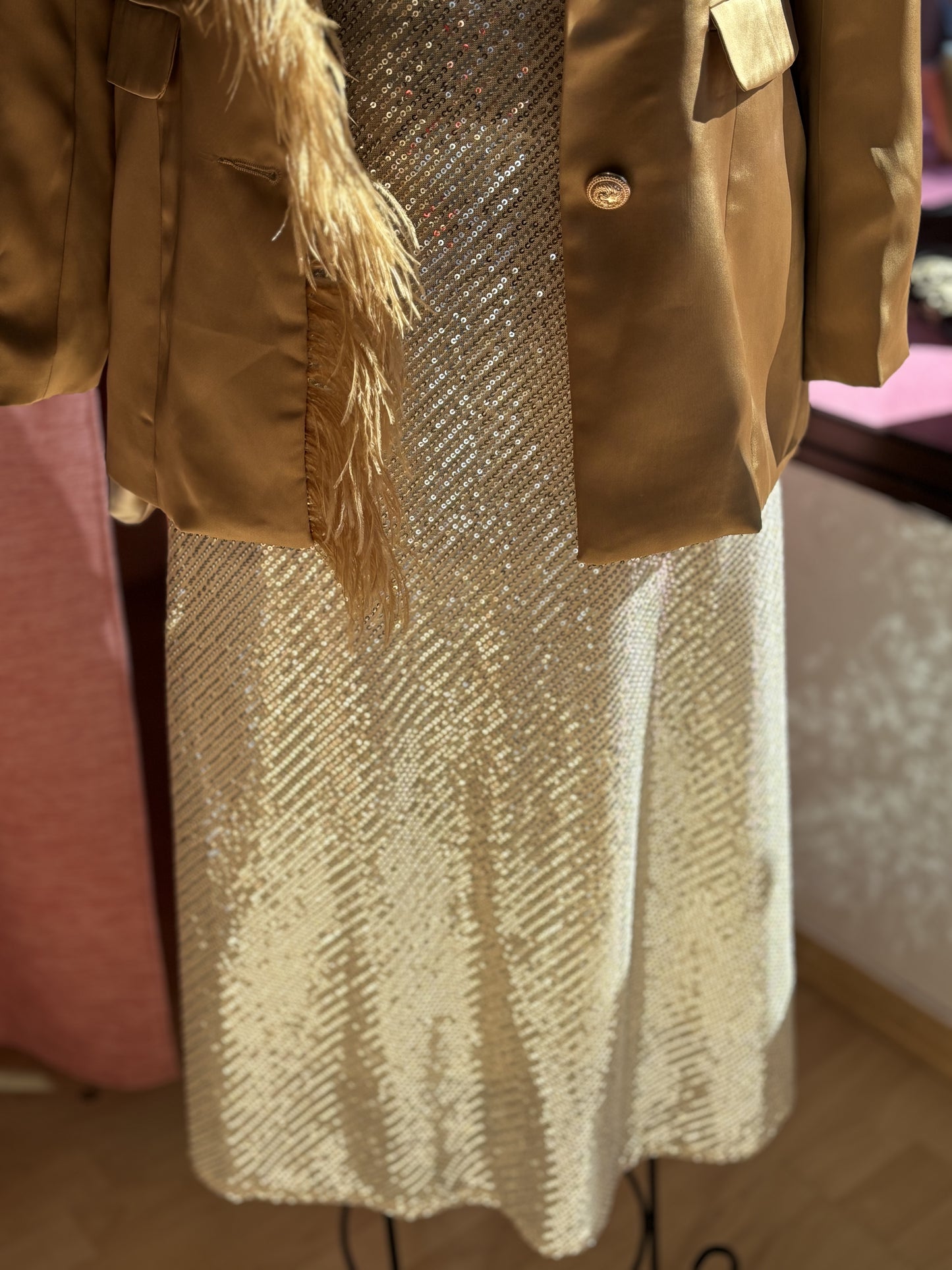 FALDA LENTEJUELAS BEIGE