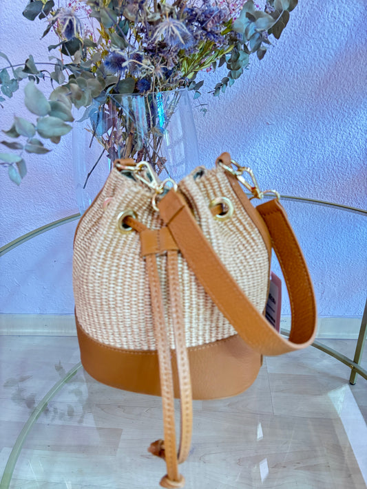 BOLSO BOMBONERA PIEL
