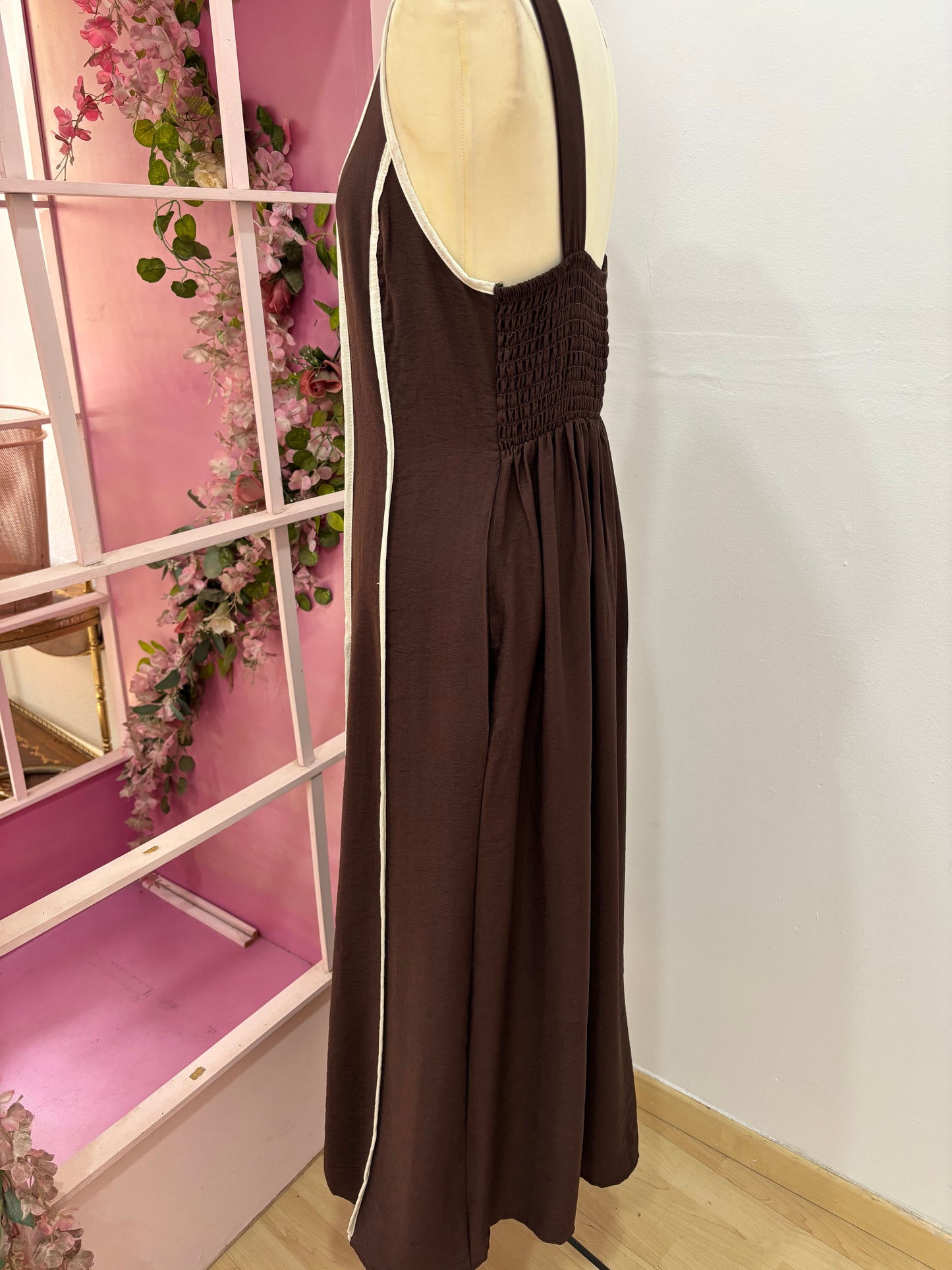 VESTIDO MARRÓN