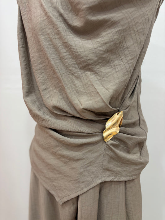 TOP BROCHE DORADO
