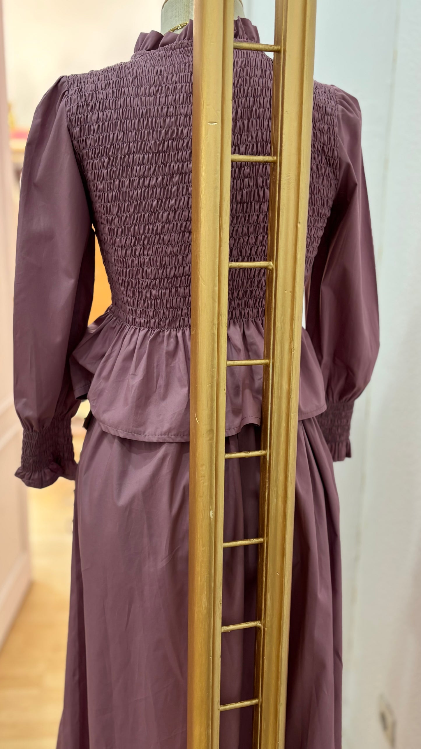 CONJUNTO DE FALDA ROSA