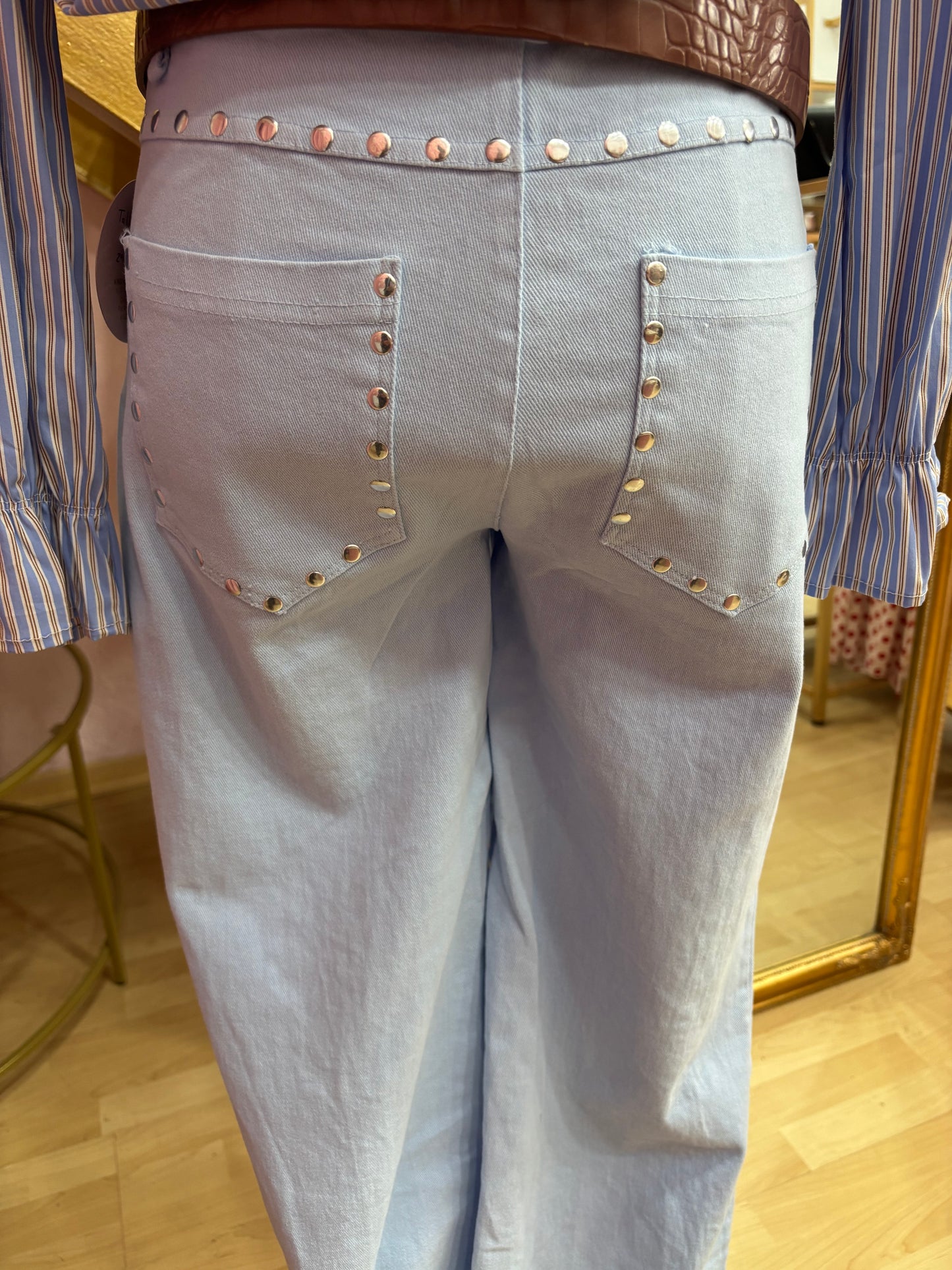 PANTALON DENIN TACHAS