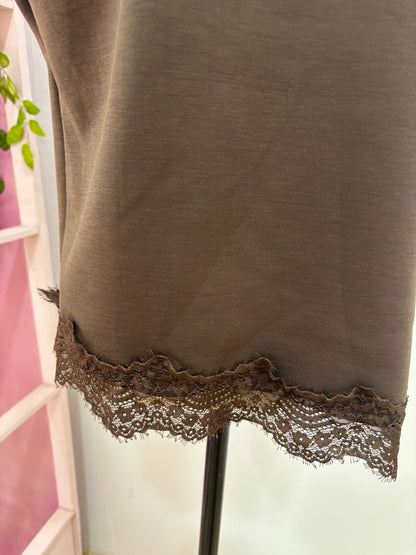 CAMISETA ENCAJE