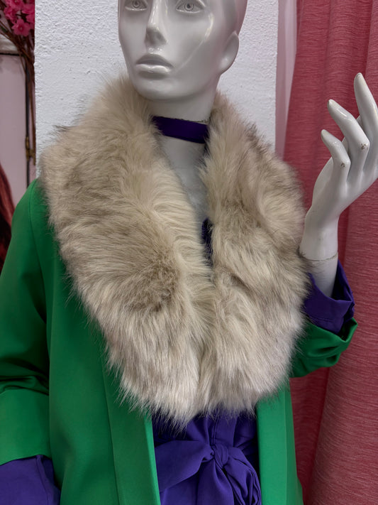 CUELLO DE PELO SINTÉTICO