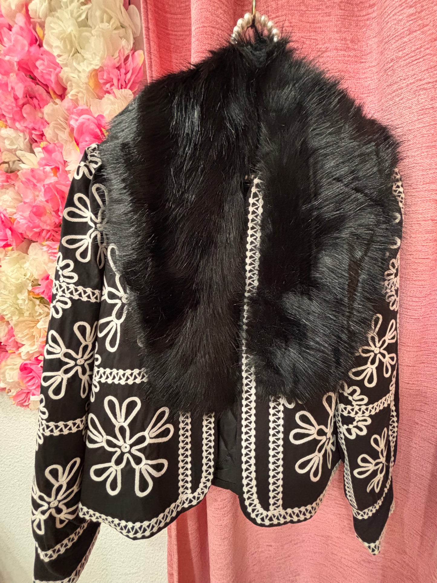 CUELLO DE PELO SINTÉTICO