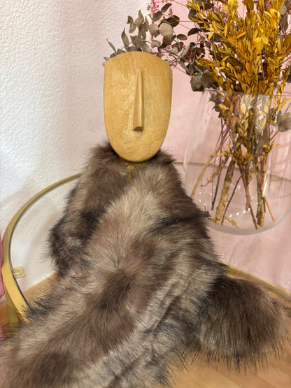 CUELLO DE PELO SINTÉTICO